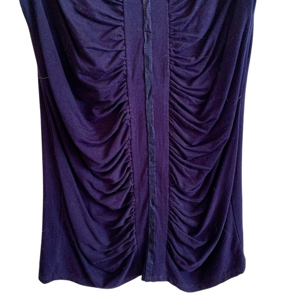 Bee Stiched Navy Gorgeous Top Boutique purchase - Picture 7 of 13